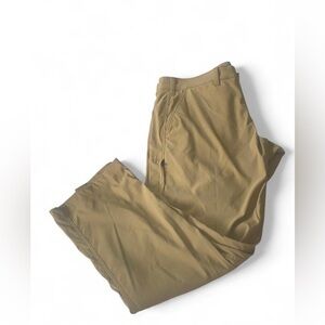 Eddie Bauer khaki  tan Travex trousers men Size 36 x 30 hiking pants minimalist